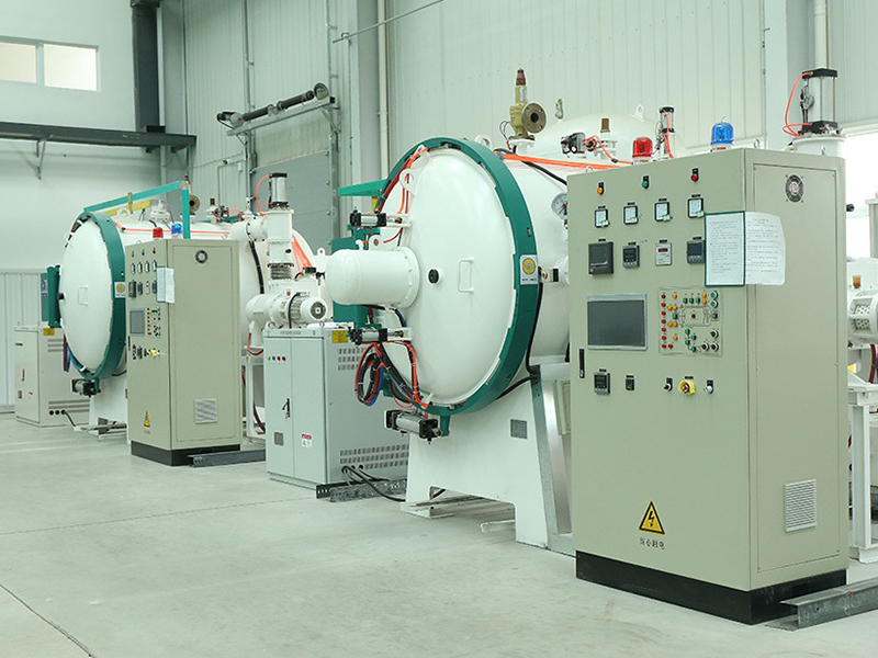 Equipo de tratamiento térmico al vacío
